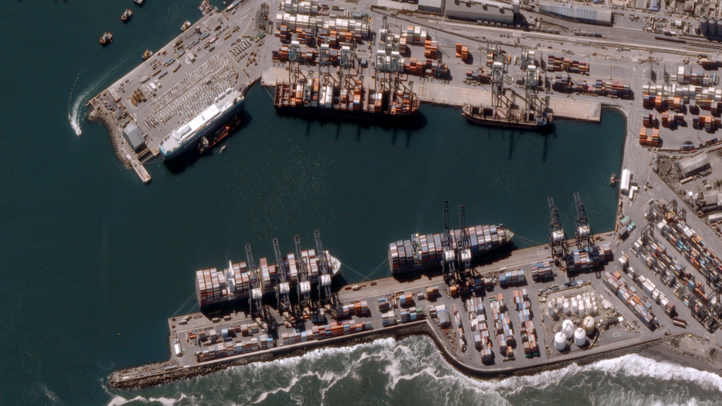 Vehicles and containers at port